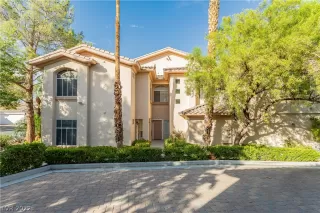 Photo #1: 2432006 Listing