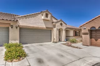 Photo #1: 2432020 Listing