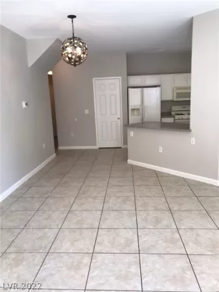 Photo #2: 2432068 Listing 