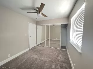 Photo #4: 2432073 Listing 