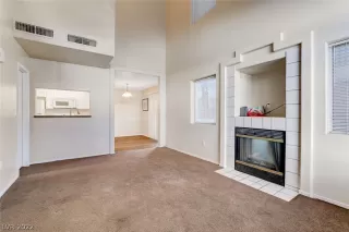 Photo #6: 2432091 Listing 