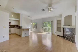 Photo #6: 2432117 Listing 