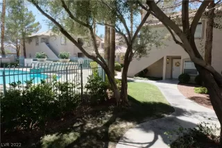 Photo #1: 2432131 Listing