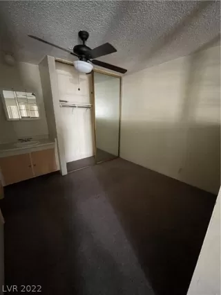 Photo #4: 2432151 Listing 