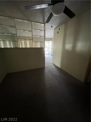 Photo #5: 2432151 Listing 