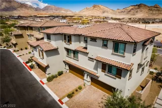 Photo #1: 2432164 Listing 