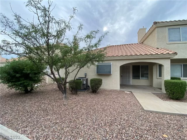 MLS: 2432193 Condo For Sale