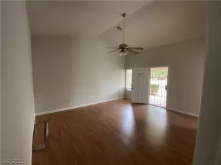 Photo #4: 2432193 Listing 