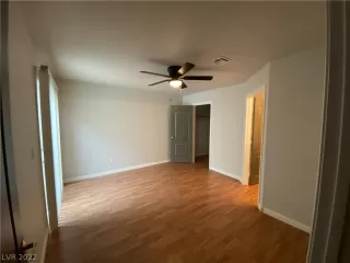 Photo #5: 2432193 Listing 