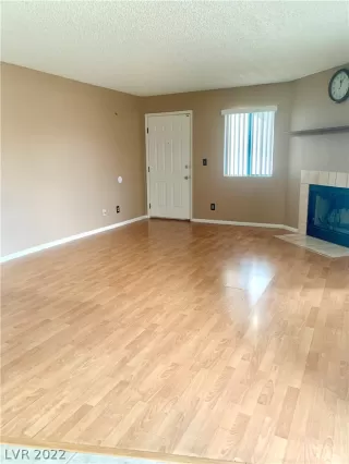 Photo #3: 2432234 Listing 