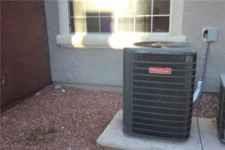 Photo #4: 2432242 Listing 