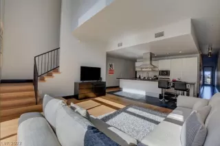 Photo #2: 2432259 Listing 