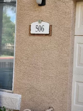 Photo #4: 2432278 Listing 