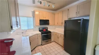 Photo #4: 2432283 Listing 