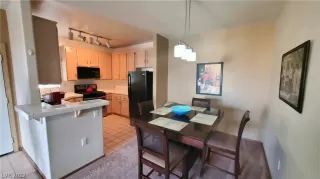 Photo #5: 2432283 Listing 