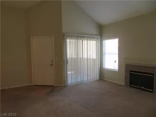 Photo #1: 2432356 Listing 