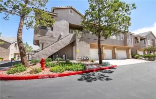 Photo #1: 2432388 Listing