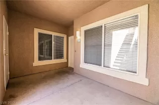 Photo #3: 2432388 Listing