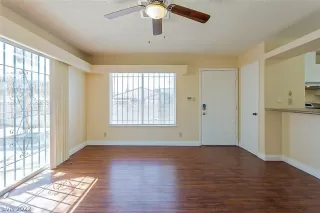 Photo #2: 2432445 Listing