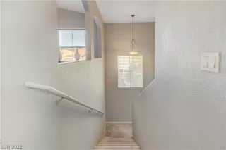 Photo #2: 2432464 Listing 