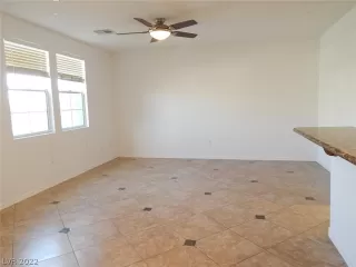 Photo #6: 2432473 Listing