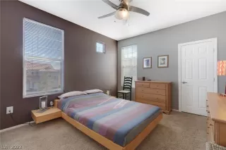 Photo #5: 2432478 Listing 