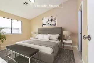 Photo #2: 2432506 Listing