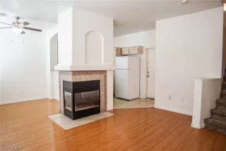 Photo #3: 2432535 Listing 