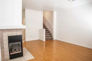 Photo #4: 2432535 Listing 