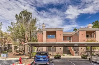 Photo #1: 2432606 Listing