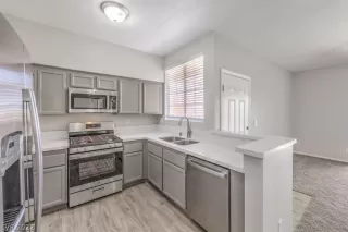 Photo #2: 2432606 Listing