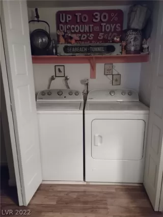 Photo #5: 2432608 Listing