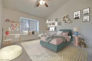 Photo #5: 2432633 Listing