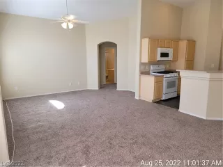 Photo #2: 2432638 Listing 