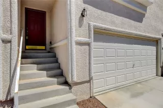 Photo #1: 2432696 Listing