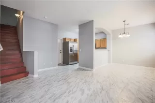 Photo #2: 2432701 Listing 