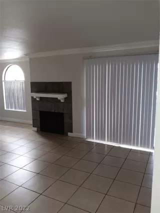 Photo #3: 2432892 Listing 