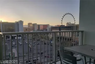 Photo #3: 2432899 Listing