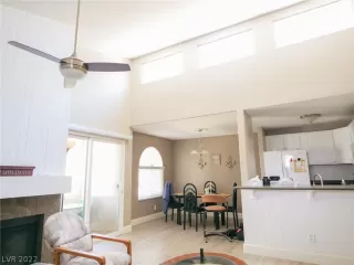 Photo #1: 2432918 Listing