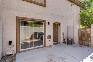 Photo #6: 2432947 Listing