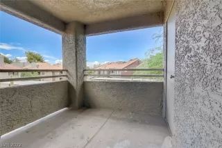 Photo #6: 2432964 Listing 