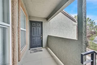 Photo #1: 2432971 Listing 