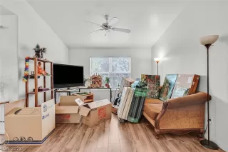 Photo #2: 2432971 Listing 