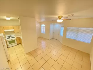 Photo #4: 2433066 Listing 