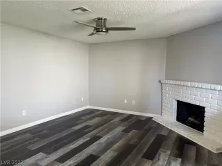 Photo #1: 2433079 Listing 