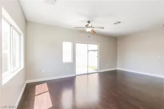 Photo #2: 2433093 Listing