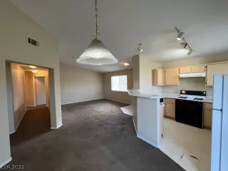 Photo #1: 2433112 Listing