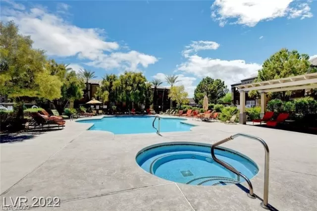 MLS: 2433132 Condo For Sale