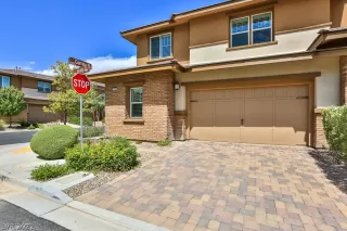 Photo #2: 2433175 Listing 