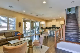 Photo #3: 2433175 Listing 